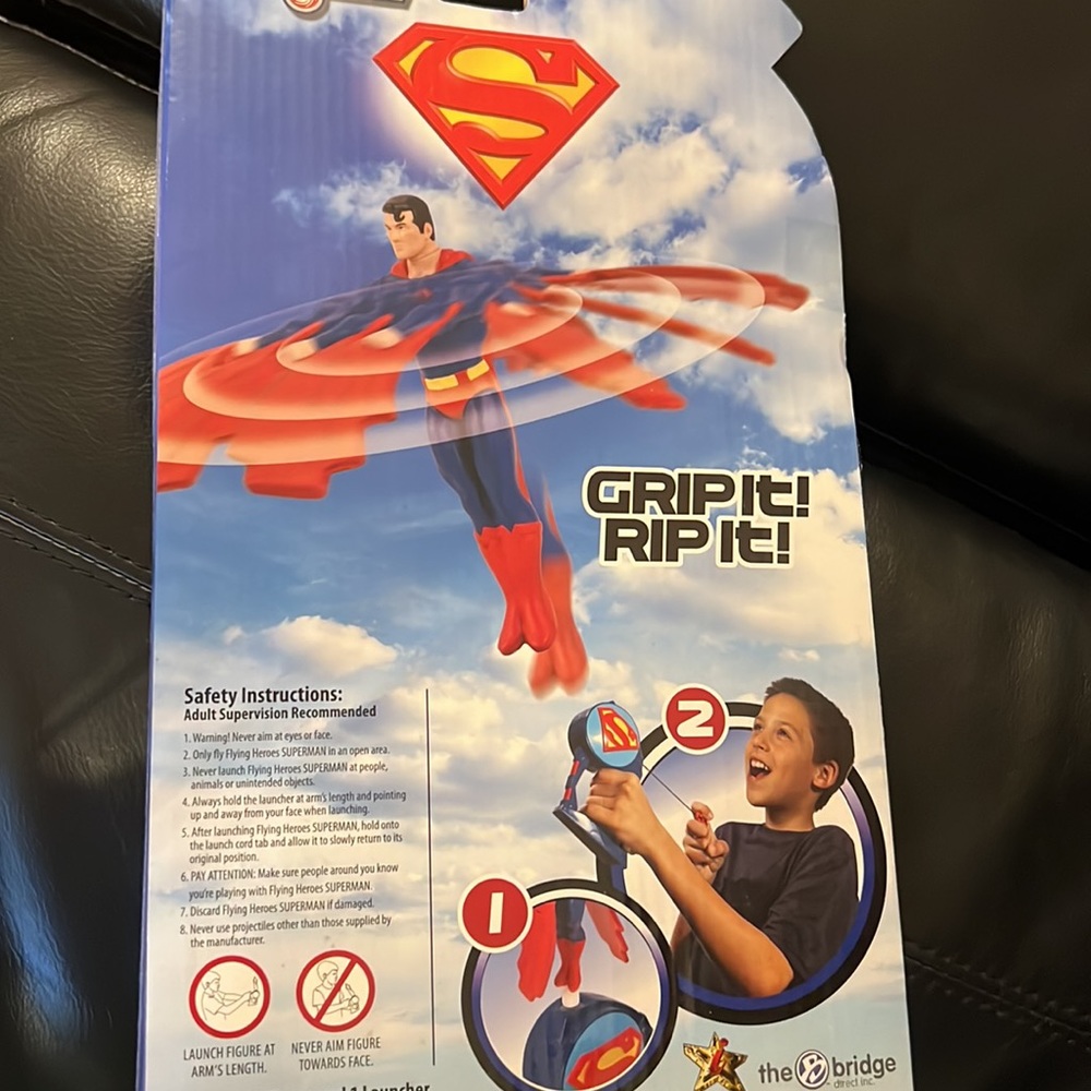 NEW Flying Heroes superman SEALED - Picture 3 of 3
